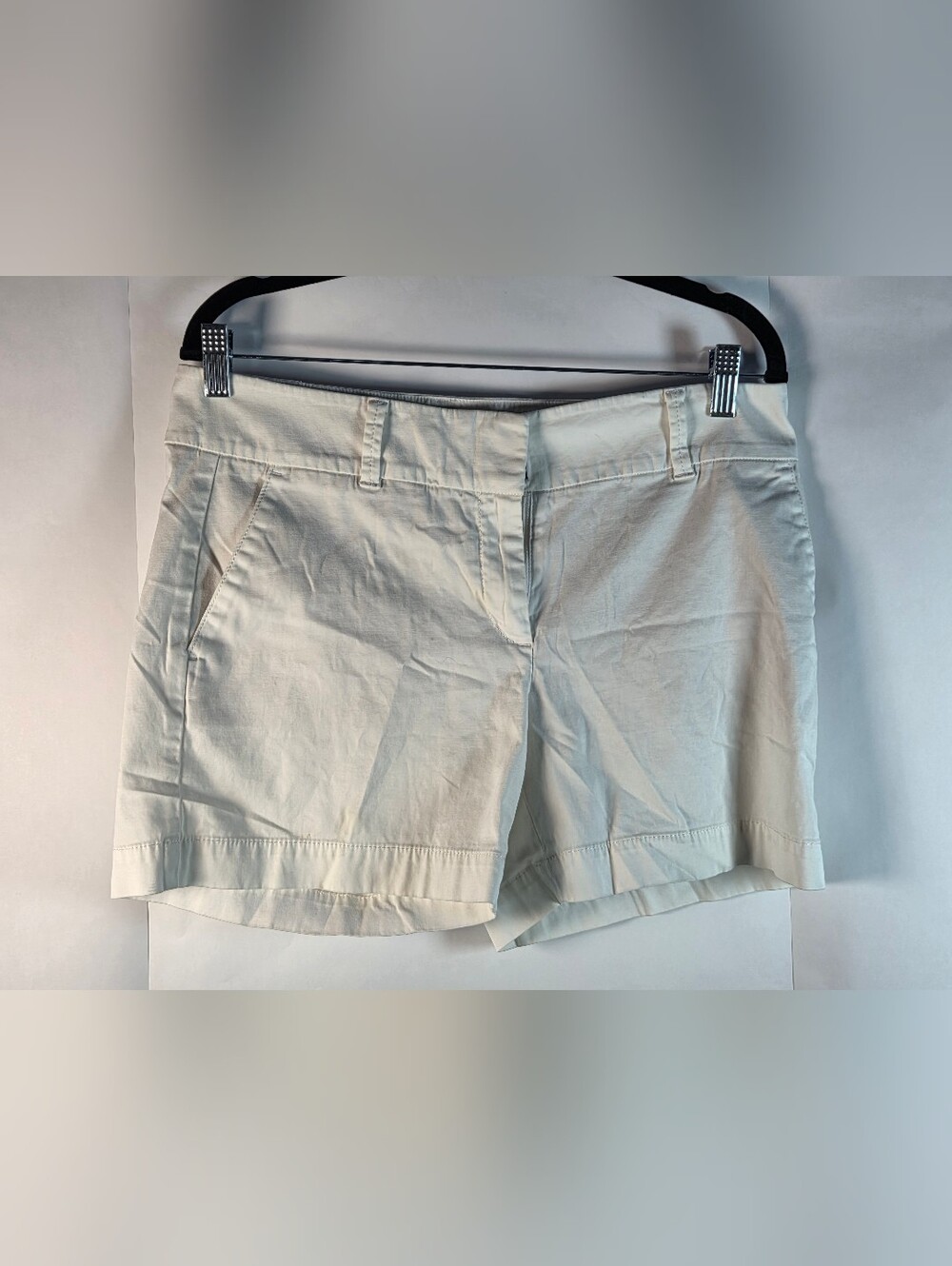 Talbots Cream Women's Bermuda Shorts